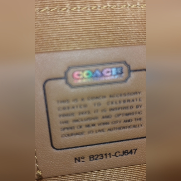 Coach Mini Jamie Camera Bag With Rainbow Print 🌈 - Picture 6 of 9